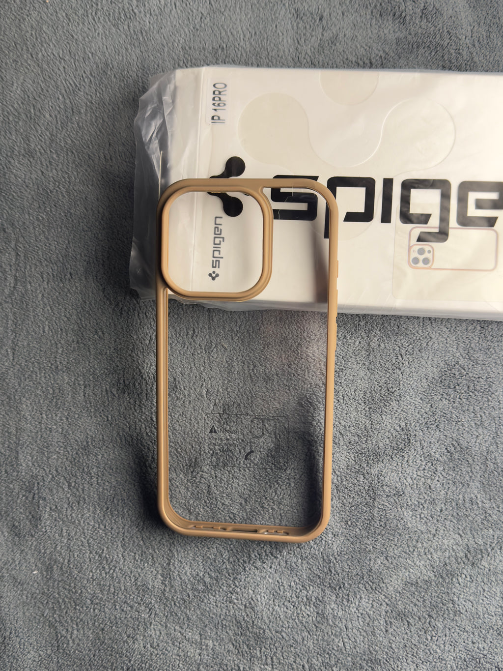 iPhone Spigen Black n Brown