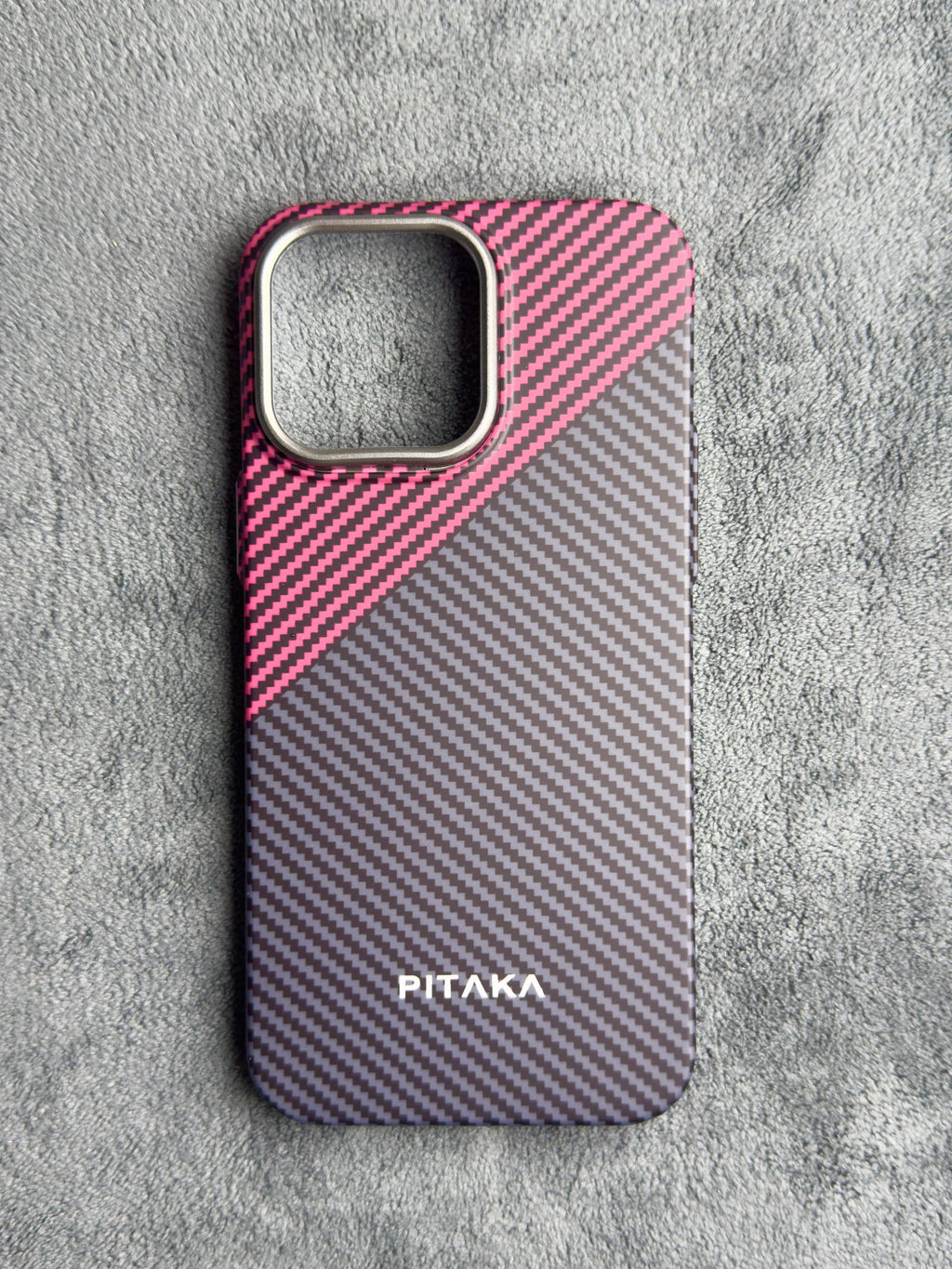 iPhone Pitaka Red N Black