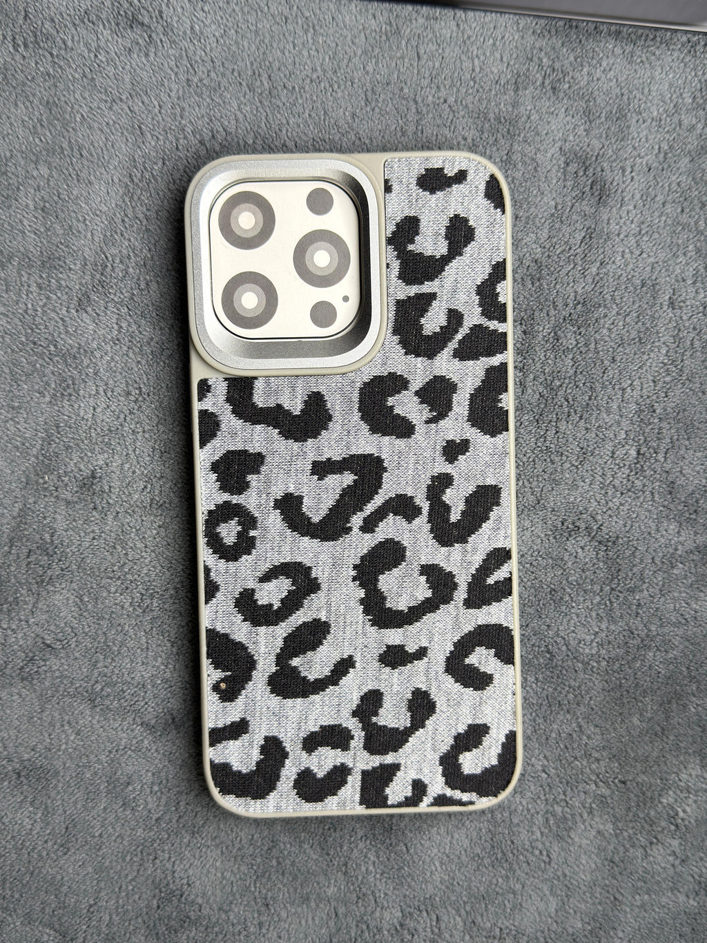 iPhone leather Fur case